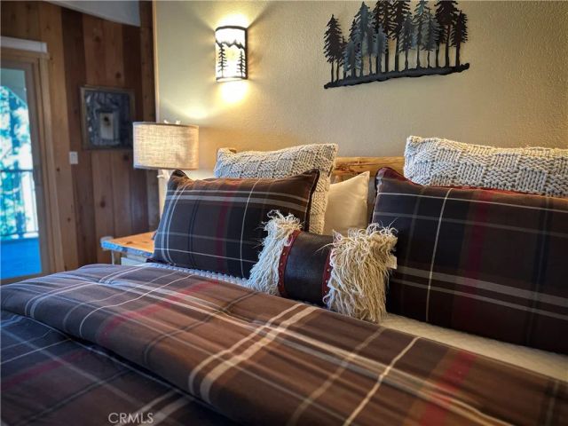 26621 Thunderbird Drive, Lake Arrowhead, CA 92352