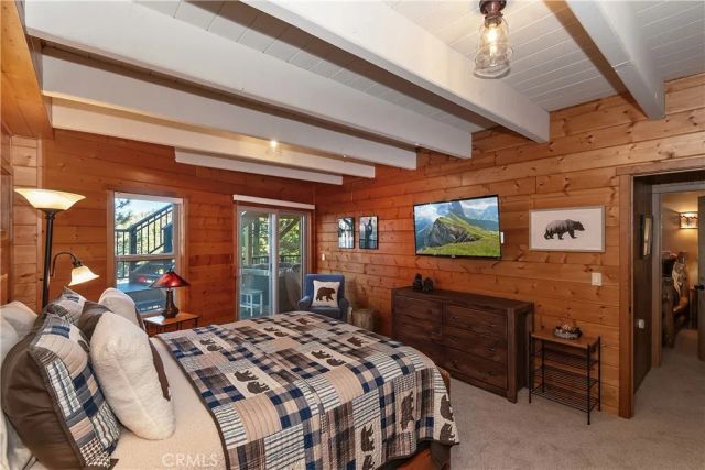 26621 Thunderbird Drive, Lake Arrowhead, CA 92352