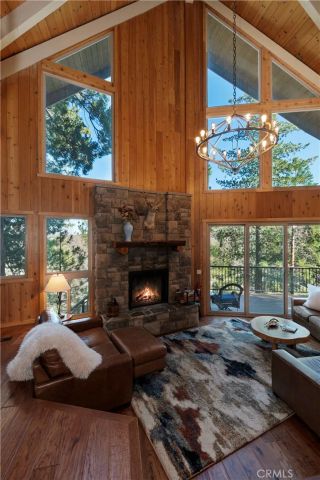 26621 Thunderbird Drive, Lake Arrowhead, CA 92352