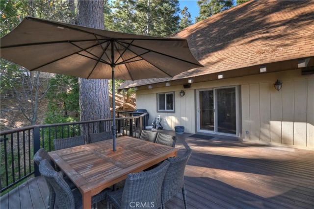 26621 Thunderbird Drive, Lake Arrowhead, CA 92352