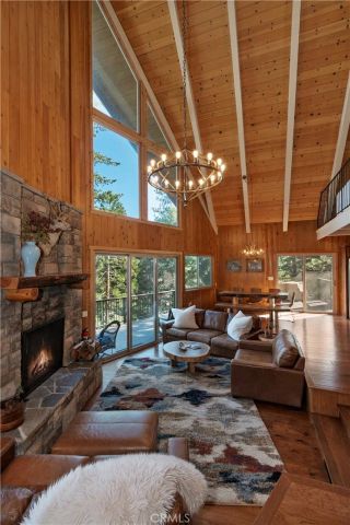 26621 Thunderbird Drive, Lake Arrowhead, CA 92352