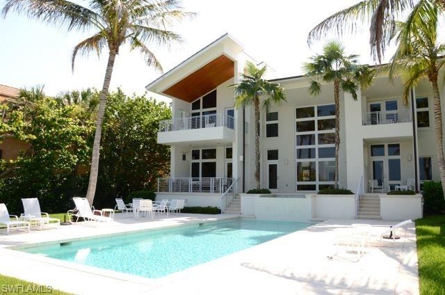 56 Gulf Shore BLVD S, Naples, FL 34102