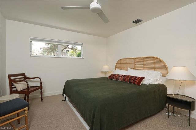 56 Gulf Shore BLVD S, Naples, FL 34102