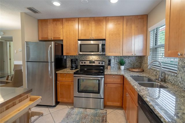 925 BEACH ROAD 107, Sarasota, FL 34242