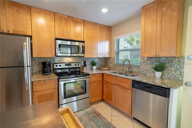 925 BEACH ROAD 107, Sarasota, FL 34242