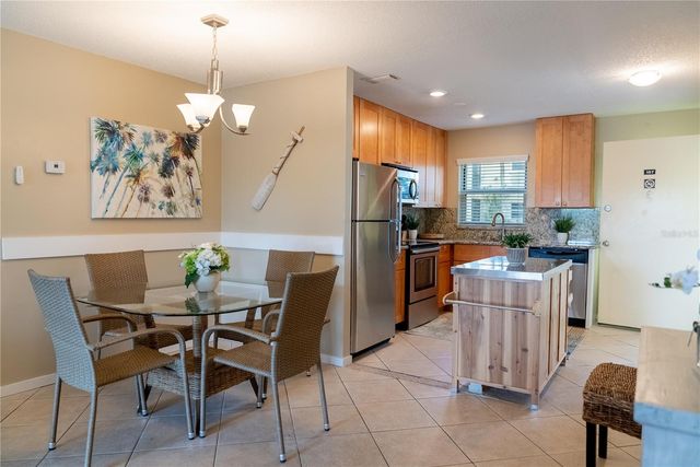 925 BEACH ROAD 107, Sarasota, FL 34242