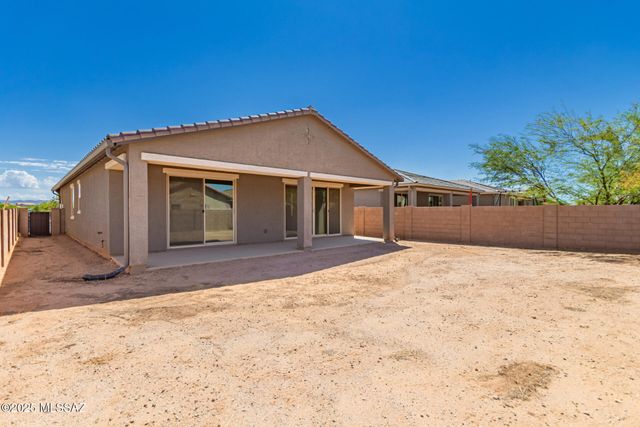33046 S Cannon Trail, Red Rock, AZ 85145