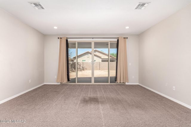 33046 S Cannon Trail, Red Rock, AZ 85145