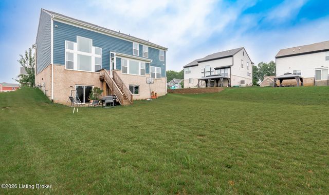 15803 Stonehouse Ct, Louisville, KY 40245