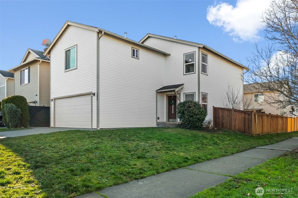 10005 Cole Court SE, Yelm, WA 98597