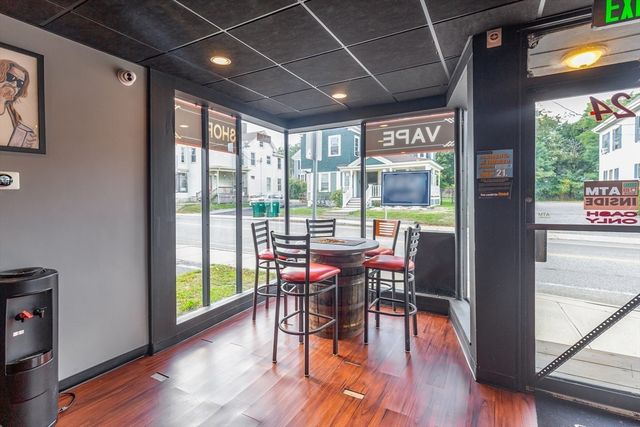 24 Samoset St, Plymouth, MA 02360