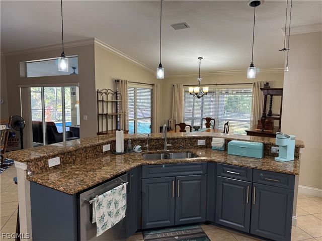 3307 Delilah DR, Cape Coral, FL 33993