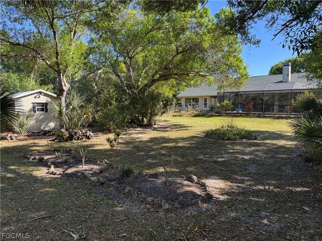 3307 Delilah DR, Cape Coral, FL 33993