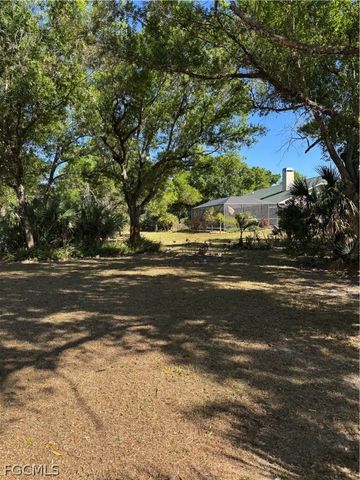 3307 Delilah DR, Cape Coral, FL 33993