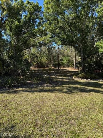 3307 Delilah DR, Cape Coral, FL 33993