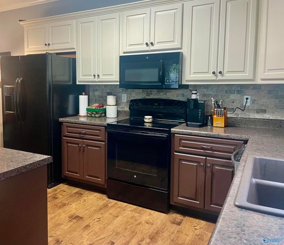 71 Forest Hill Road, Trinity, AL 35673