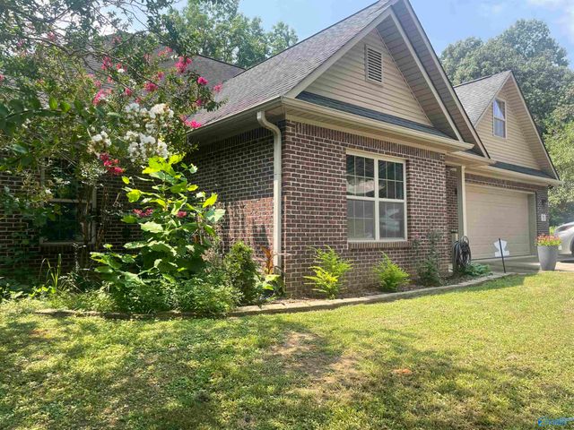 71 Forest Hill Road, Trinity, AL 35673