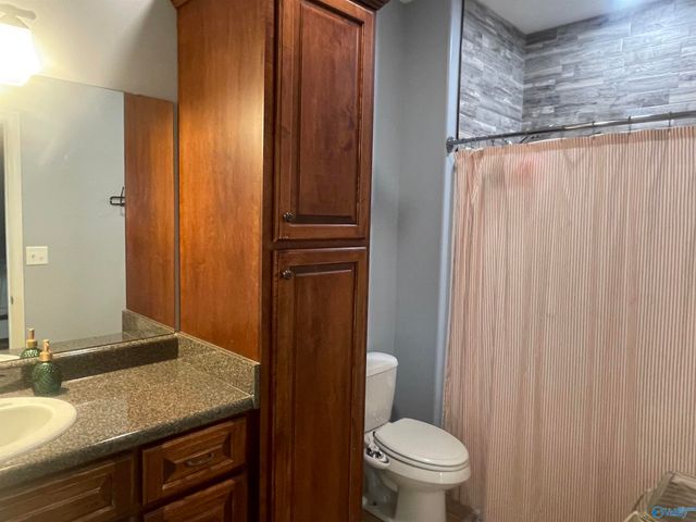 71 Forest Hill Road, Trinity, AL 35673