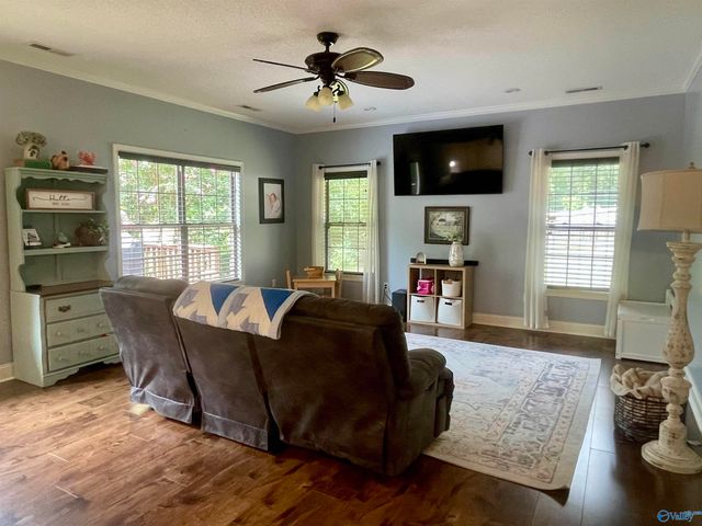 71 Forest Hill Road, Trinity, AL 35673