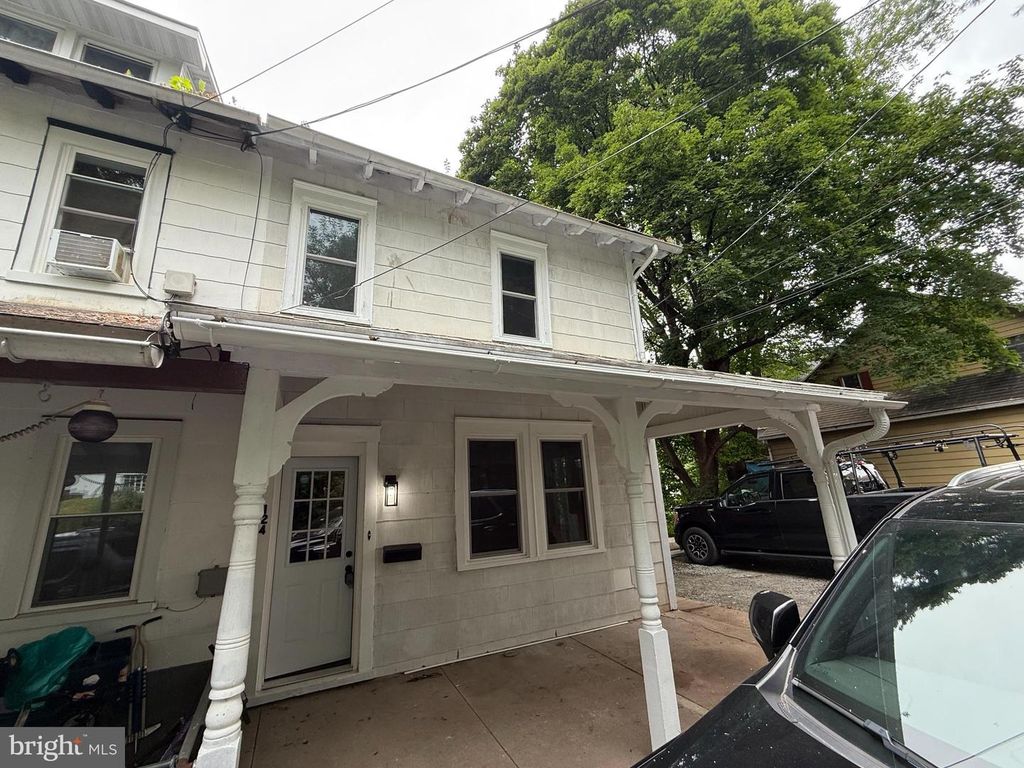 124 ORANGE ST, Birdsboro, PA 19508
