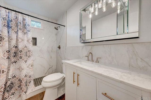 1803 Debra Lane, Vista, CA 92084