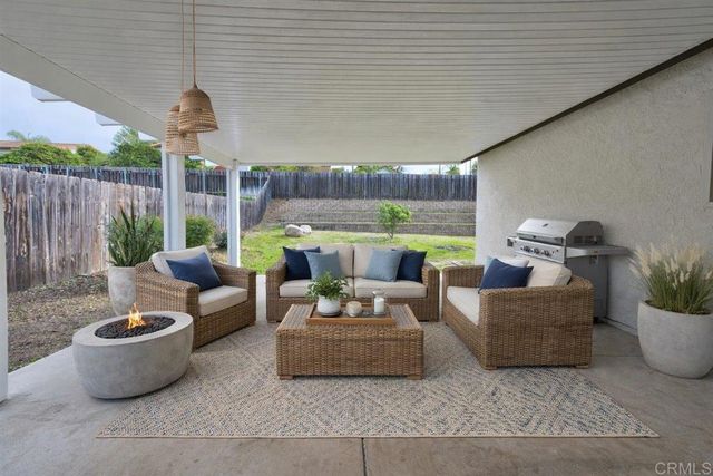 1803 Debra Lane, Vista, CA 92084