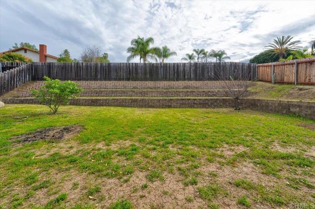 1803 Debra Lane, Vista, CA 92084