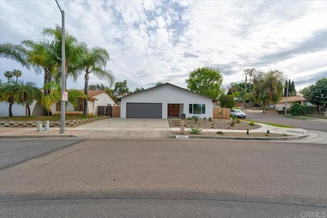 1803 Debra Lane, Vista, CA 92084