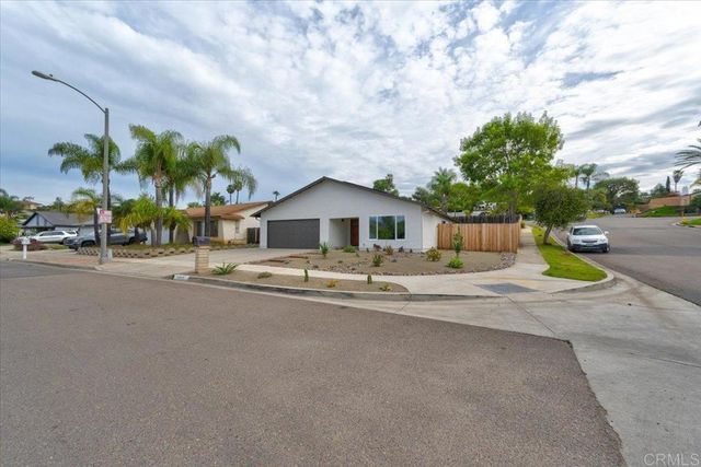 1803 Debra Lane, Vista, CA 92084