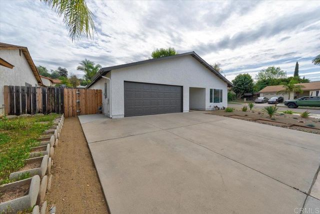 1803 Debra Lane, Vista, CA 92084