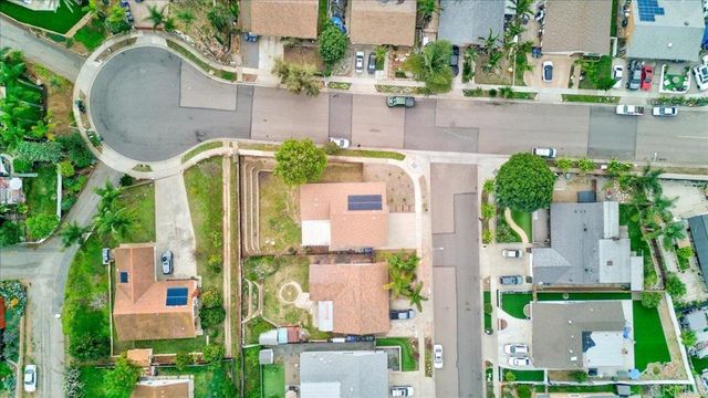 1803 Debra Lane, Vista, CA 92084