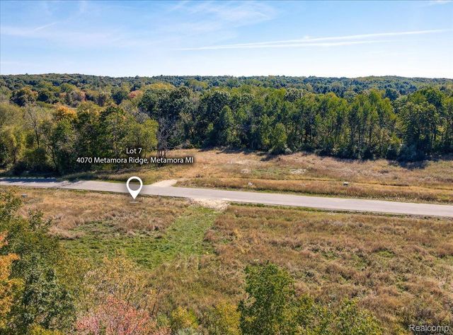 4070 Metamora Ridge, Metamora Vlg, MI 48455