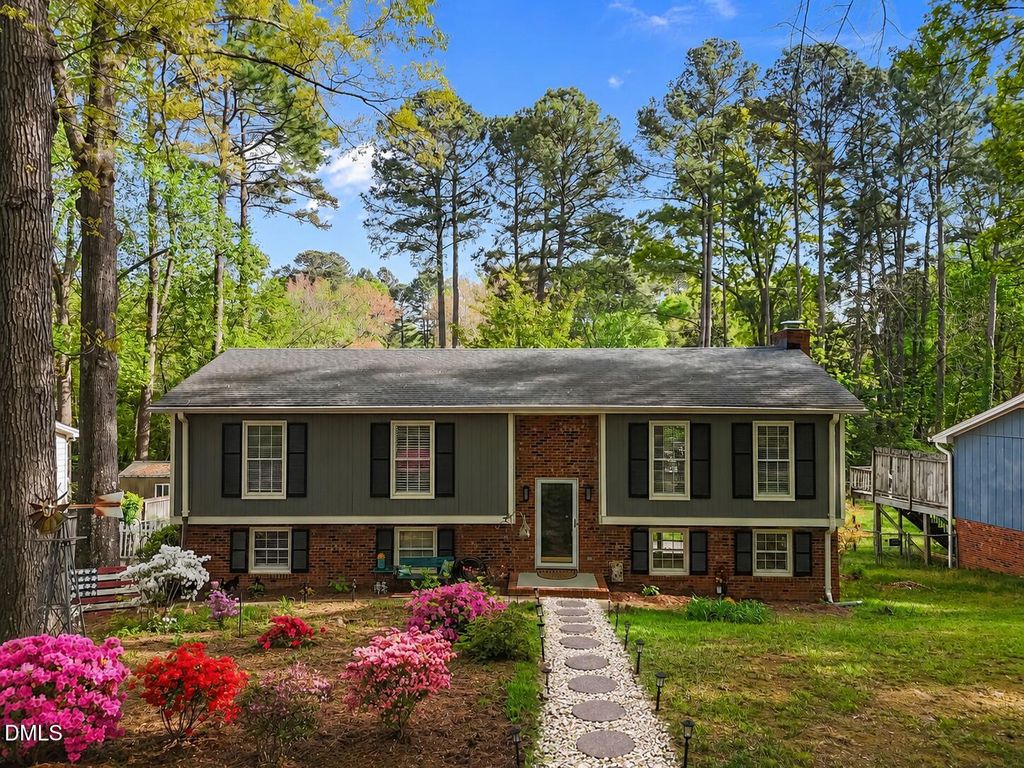 5404 Fieldstone Drive, Raleigh, NC 27609