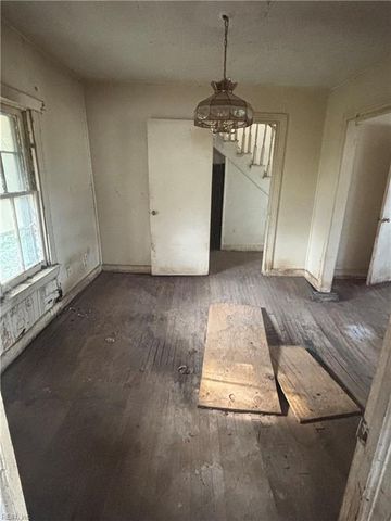 1807 E Washington ST, Suffolk, VA 23434