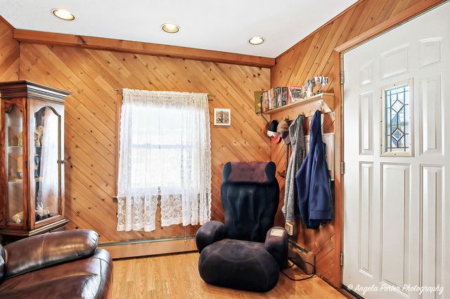 42224 N Lakeview Drive, Antioch, IL 60002