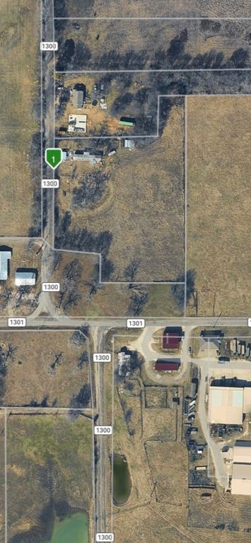 1195 Rs County Road 1300, Emory, TX 75440