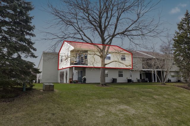 36 Gant Circle H, Streamwood, IL 60107