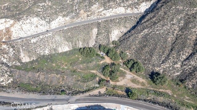 12571 Capra, Agua Dulce, CA 91390