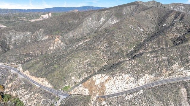 12571 Capra, Agua Dulce, CA 91390