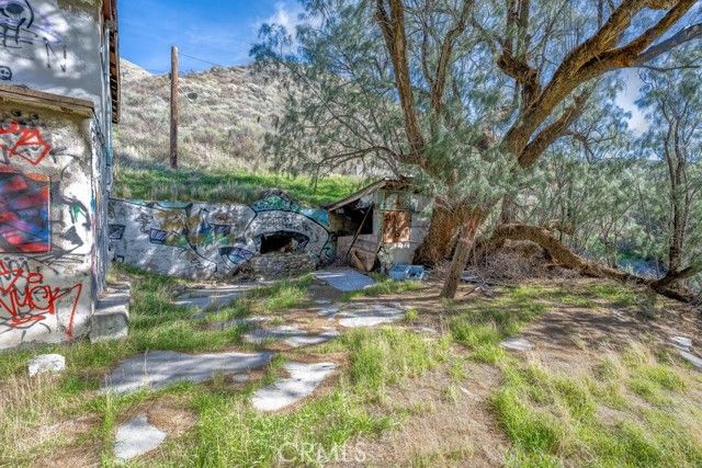 12571 Capra, Agua Dulce, CA 91390
