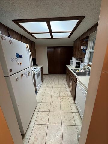 9393 SW 102ND PLACE, Ocala, FL 34481
