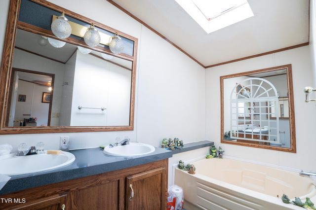 2094 Old State Route 34, Telford, TN 37690