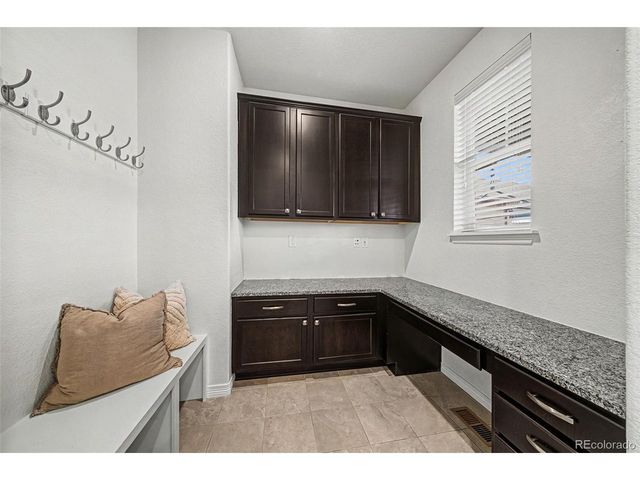 2352 Spotswood St, Longmont, CO 80504