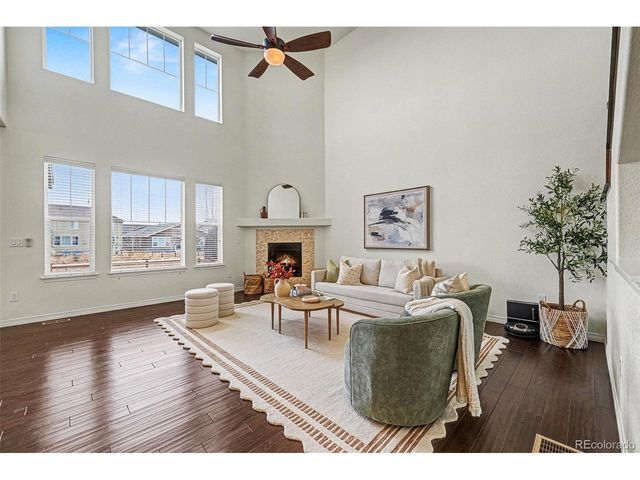 2352 Spotswood St, Longmont, CO 80504