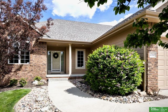 17010 Burdette Street, Omaha, NE 68116