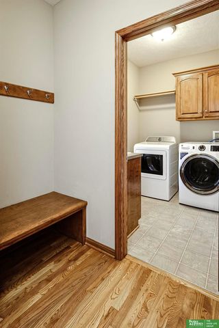 17010 Burdette Street, Omaha, NE 68116