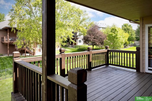 17010 Burdette Street, Omaha, NE 68116