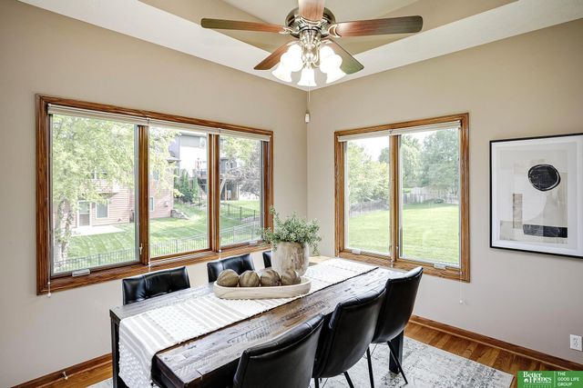 17010 Burdette Street, Omaha, NE 68116