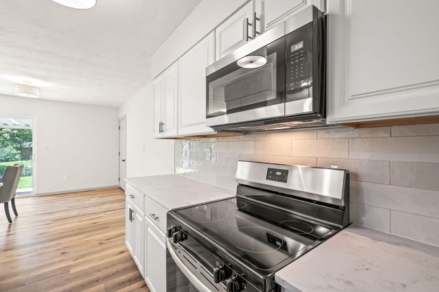 4095 Raymond Drive 4095 Raymond Drive, Enon, OH 45323