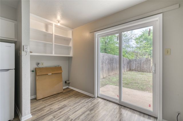 704 Llano, College Station, TX 77845